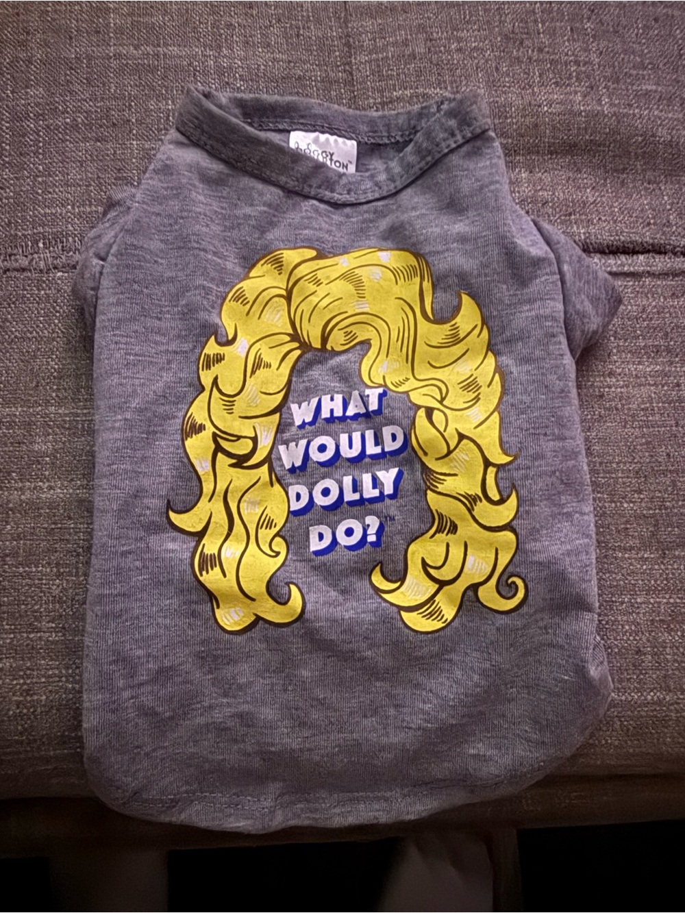 Dogs Gray Tee with Yellow Graphic - WHAT WOULD DOLLY DO? XS